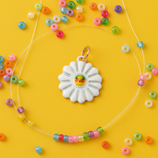 White Daisy Charm 11 - DIY Crafting