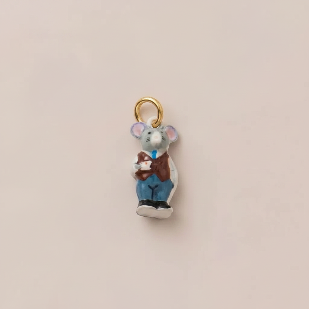 Mouse Charm 1 - Beige Background