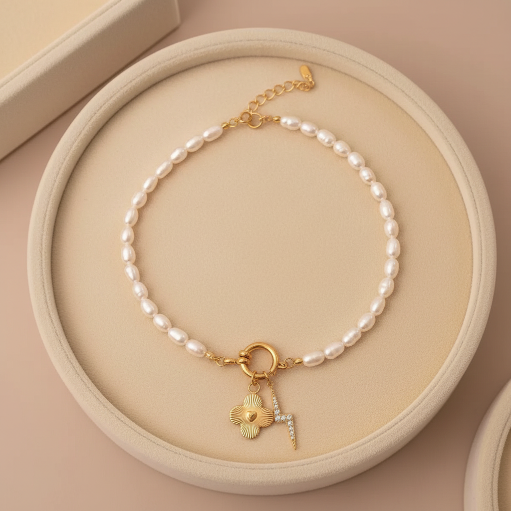 Pearl Necklace - Velvet Tray
