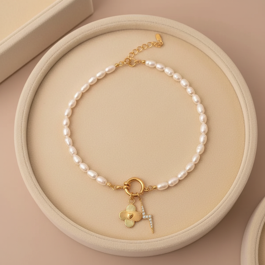 Pearl Necklace - Velvet Tray