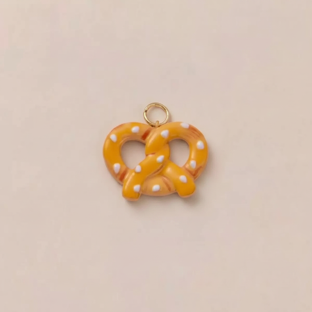 Pretzel Charm - Clean